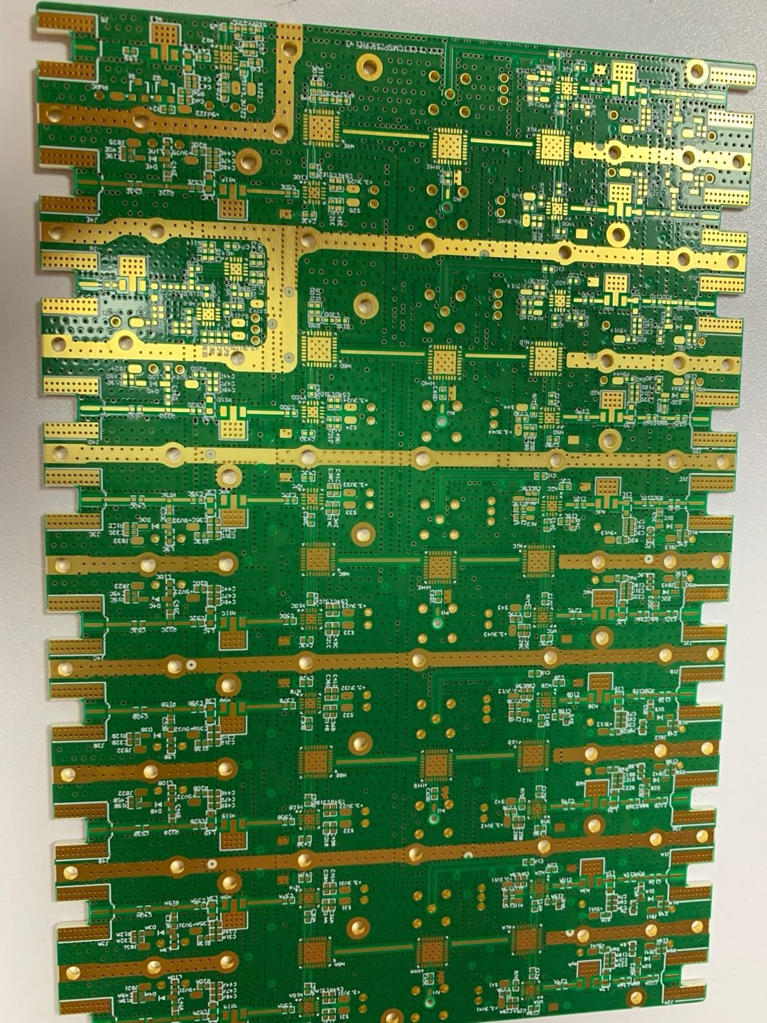 6层罗杰斯高频PCB